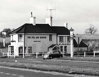 The Fox and Hounds about 1960 [PL/PH2/1]
